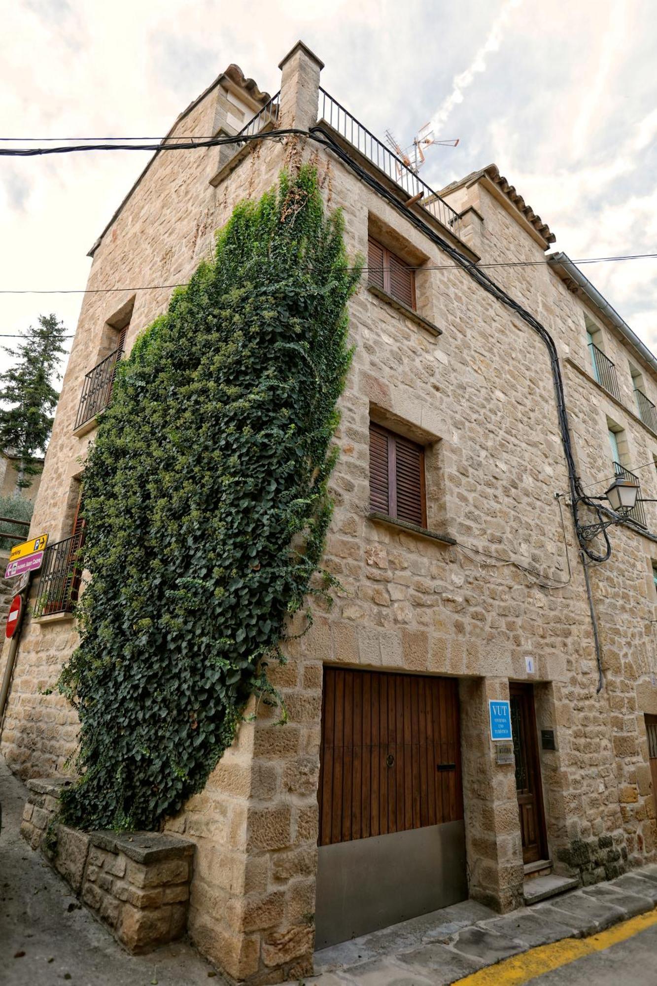 Casa De La Neveria Calaceite Exterior photo